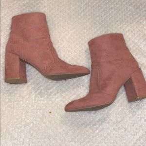 BABY PINK BOOTIES 💕